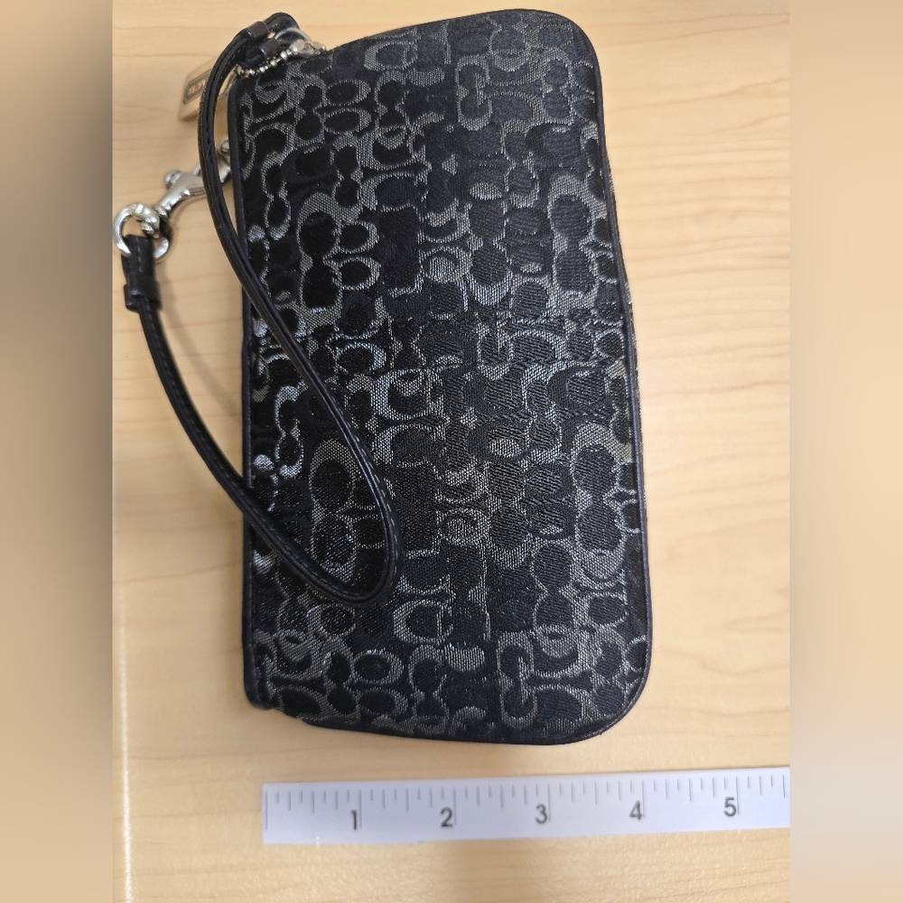 COACH Lurex Black Gray Silver Wristlet - Picture 3 of 13